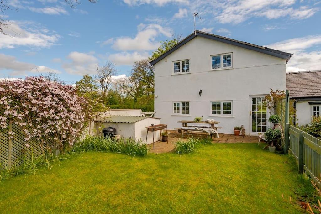 Rhos Y Bel Cottage Angelsey Llangadwaladr  Екстериор снимка